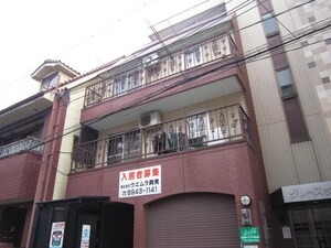 №13ウエムラグレース今里外観写真
