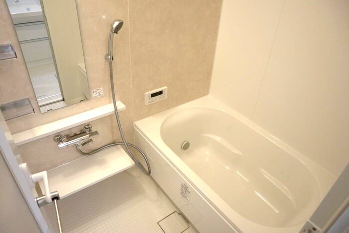 物件内観写真2　(バス／シャワールーム等)