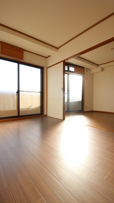 物件内観写真7　(居室)