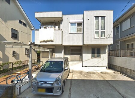 シャン ドゥ ラ レーヌ外観写真