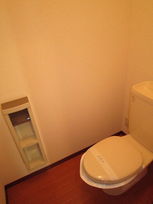 物件内観写真9　(トイレ)