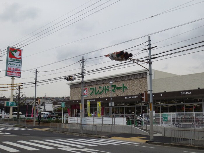 フレンドマートくずは店