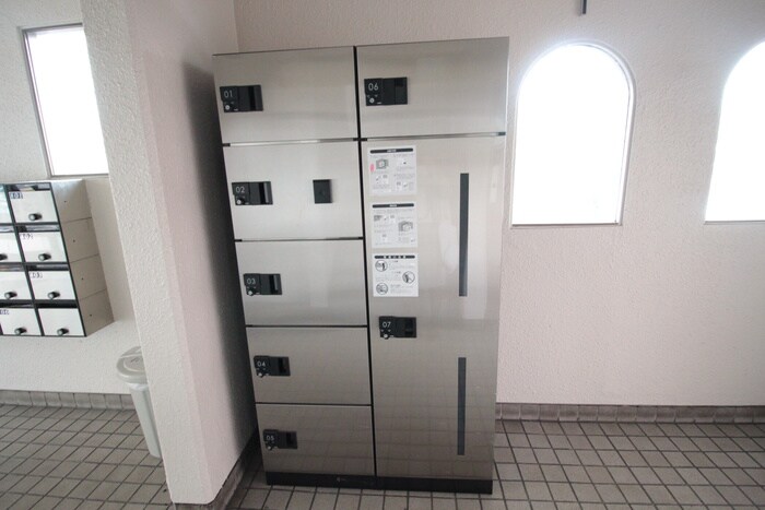 物件外観写真4　(建物設備)