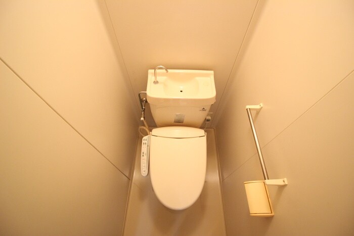 物件内観写真14　(トイレ)