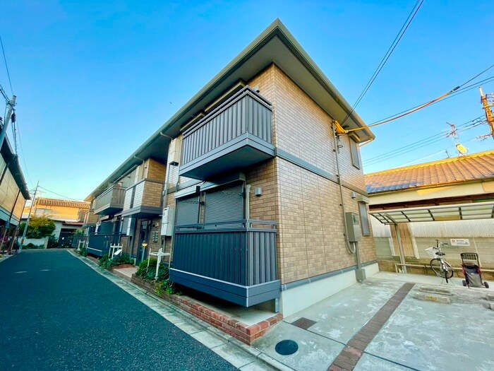 物件外観写真1　(外観写真)