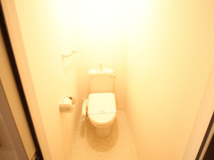 物件内観写真15　(トイレ)