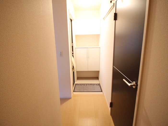 物件内観写真21　(廊下)