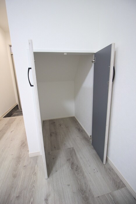 物件内観写真11　(収納)