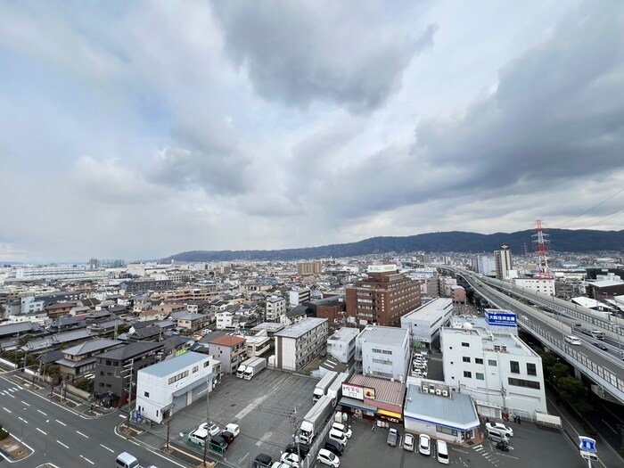 物件内観写真21　(室内からの展望)