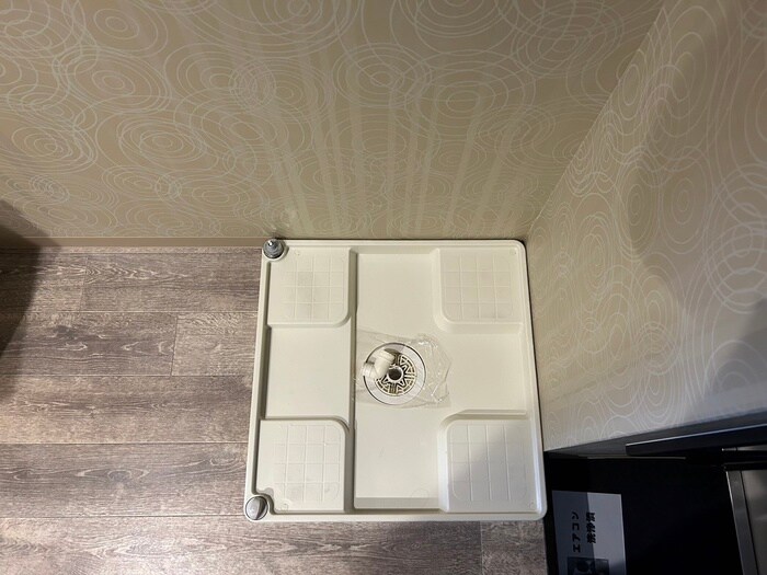 物件内観写真17　(洗濯機置場)