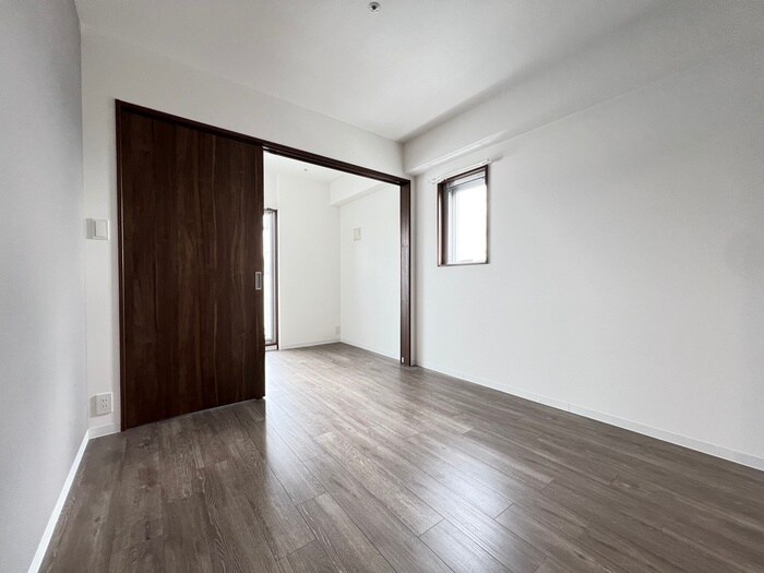 物件内観写真10　(居室)