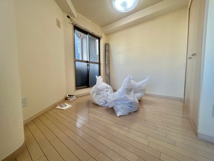 物件内観写真10　(居室)