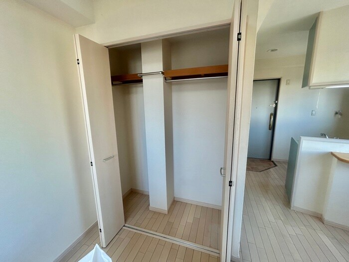 物件内観写真13　(収納)