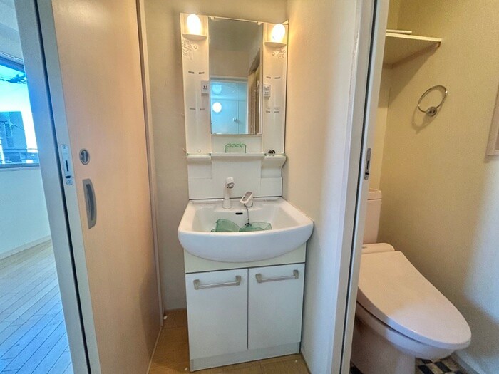 物件内観写真16　(洗面)