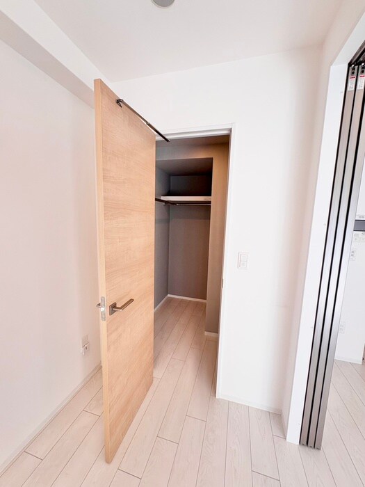 物件内観写真12　(収納)