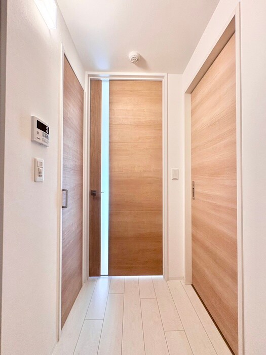 物件内観写真15　(廊下)