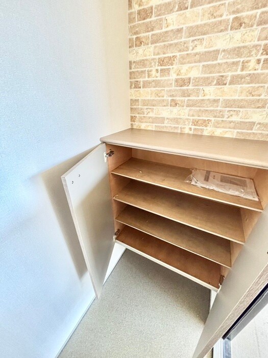 物件内観写真13　(収納)