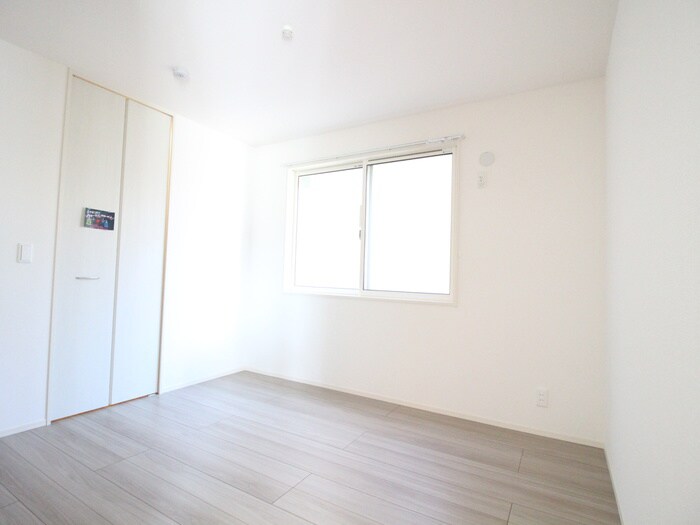 物件内観写真9　(居室)