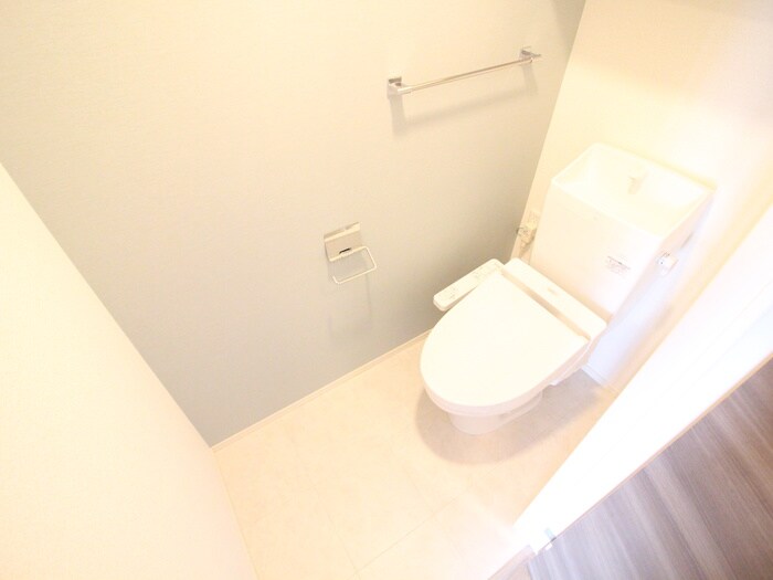 物件内観写真12　(トイレ)