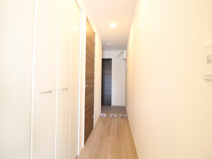 物件内観写真19　(廊下)