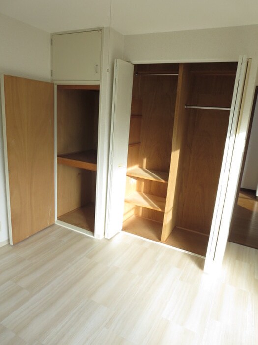 物件内観写真15　(収納)