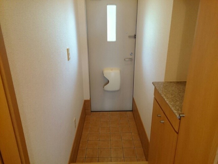 物件内観写真18　(靴箱)