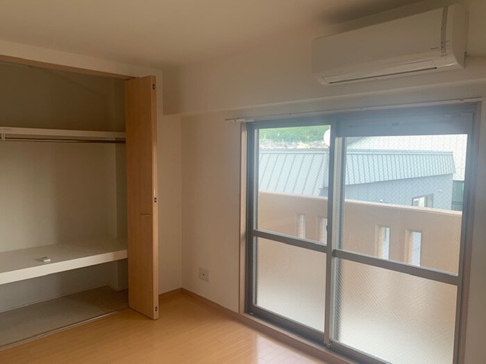 物件内観写真6　(居室)