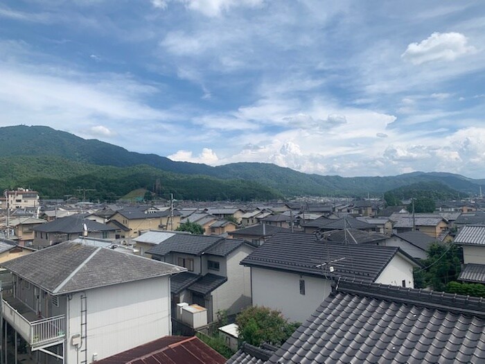 物件内観写真15　(室内からの展望)