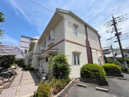 荻野ハイタウン　Ａ棟外観写真