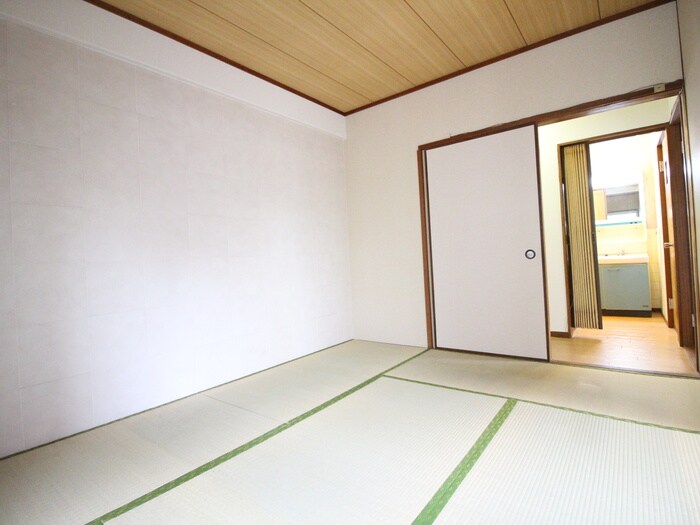 物件内観写真8　(居室)