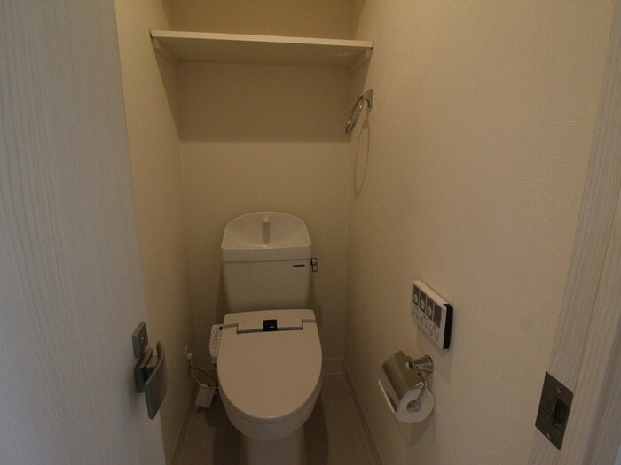 物件内観写真14　(トイレ)