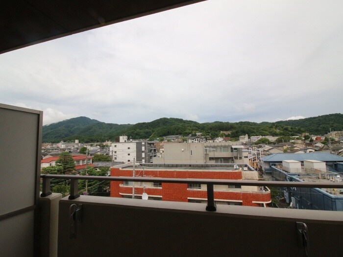 物件内観写真17　(室内からの展望)