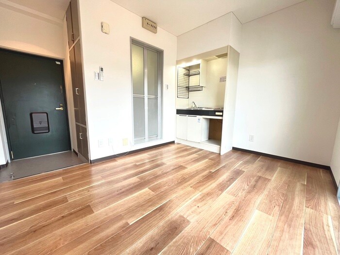 物件内観写真8　(居室)