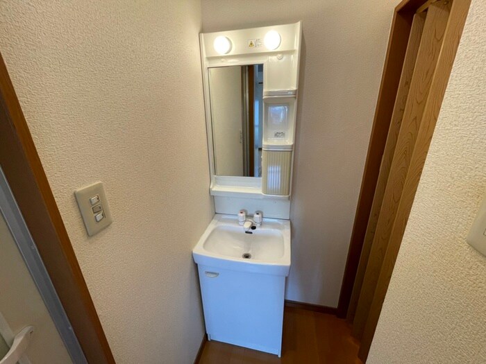 物件内観写真12　(洗面)