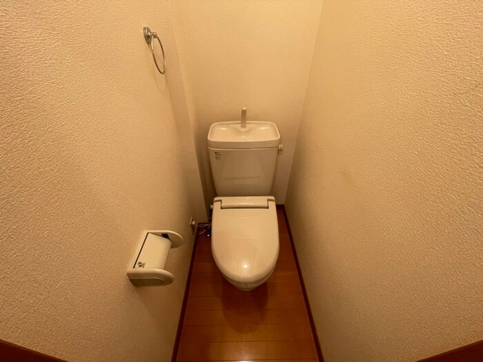 物件内観写真14　(トイレ)