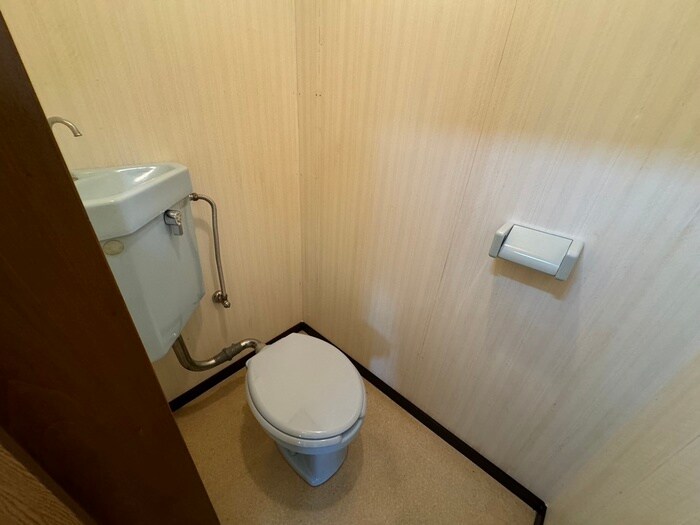 物件内観写真13　(トイレ)