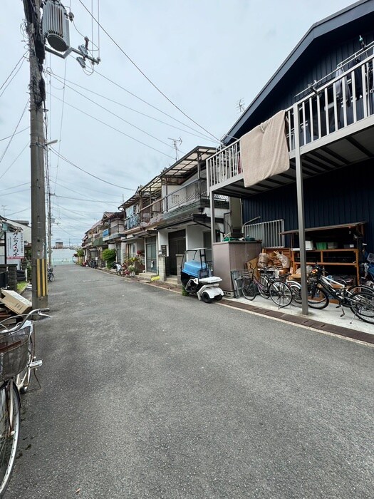 ステップ11号館三反長の物件外観写真