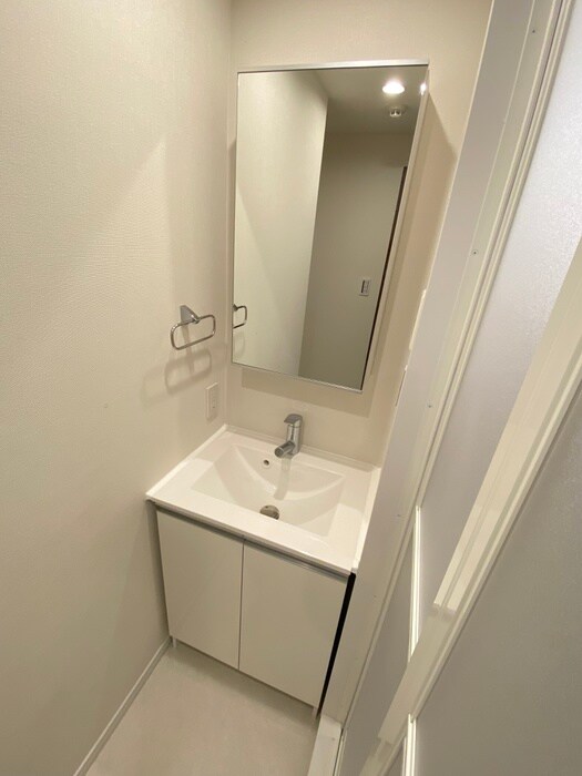 物件内観写真12　(洗面)