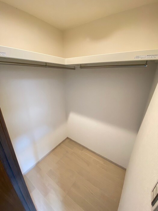 物件内観写真13　(収納)