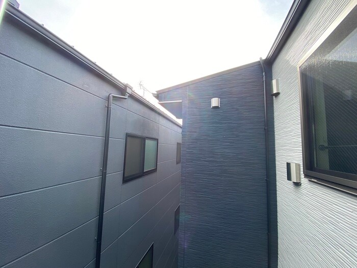 物件内観写真16　(室内からの展望)