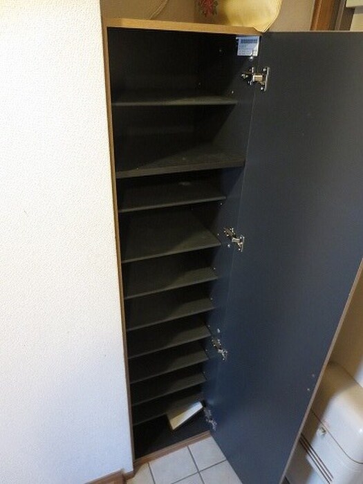 物件内観写真8　(収納)