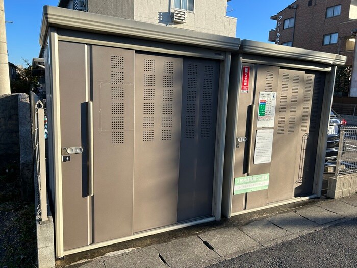 物件外観写真4　(建物設備)