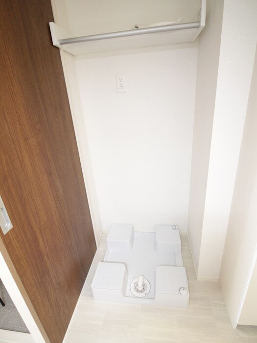 物件内観写真19　(洗濯機置場)