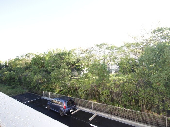 物件内観写真21　(室内からの展望)