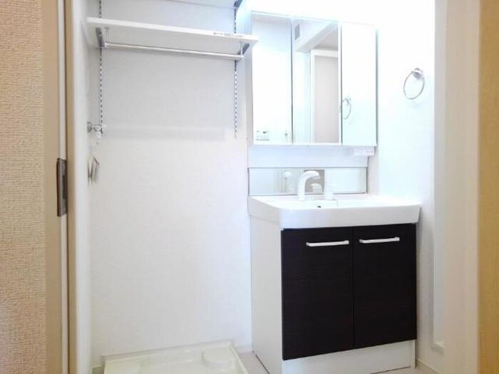 物件内観写真16　(洗面)