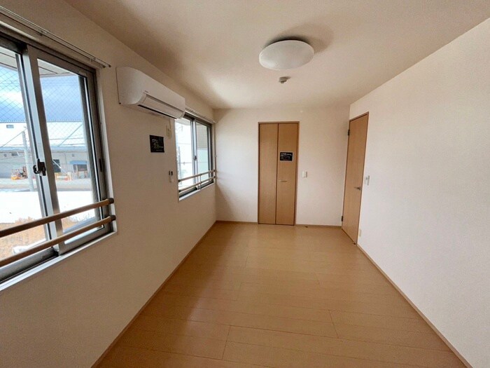 物件内観写真10　(居室)