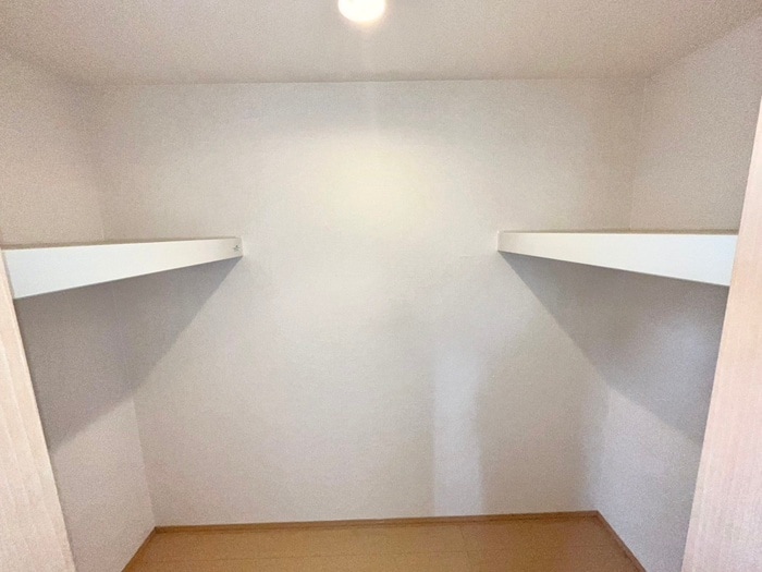 物件内観写真12　(収納)