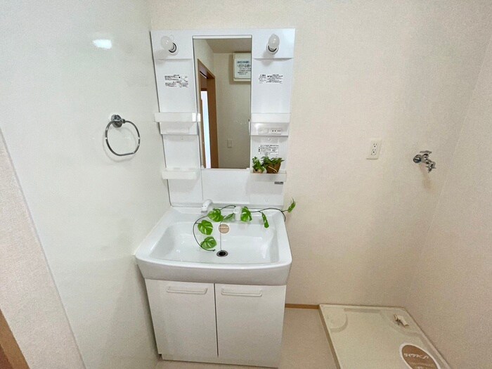 物件内観写真14　(洗面)