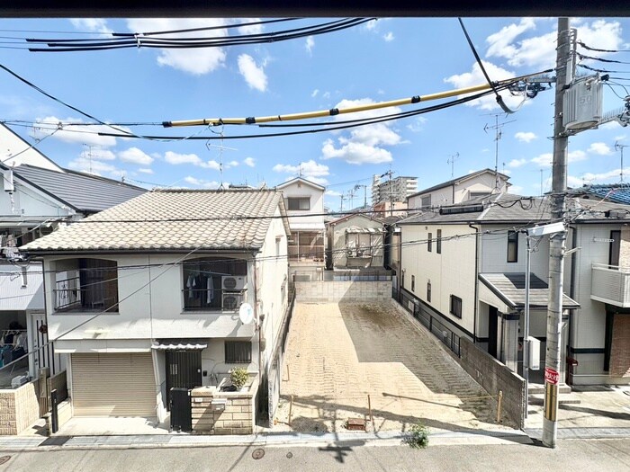 物件内観写真20　(室内からの展望)