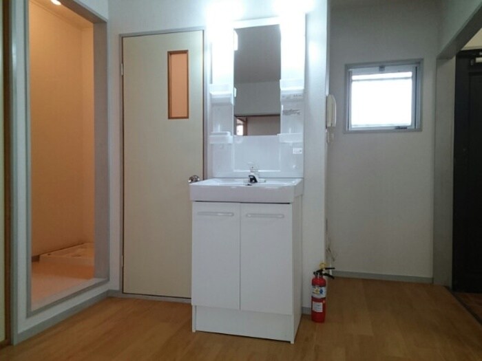 物件内観写真6　(洗面)